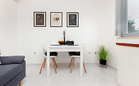 Apartman Nevera Adults Only