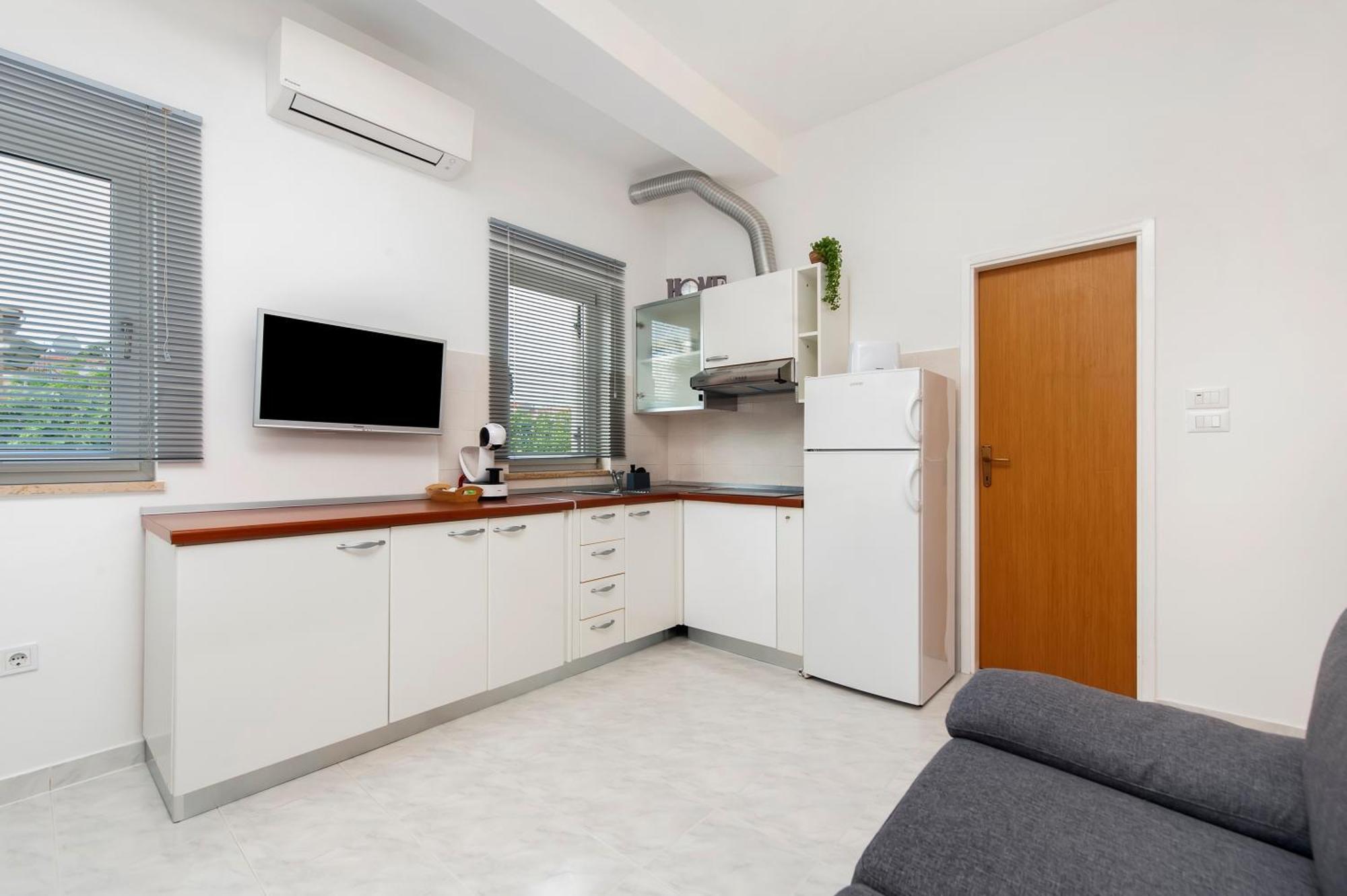 Apartman Nevera Adults Only Rovigno Esterno foto